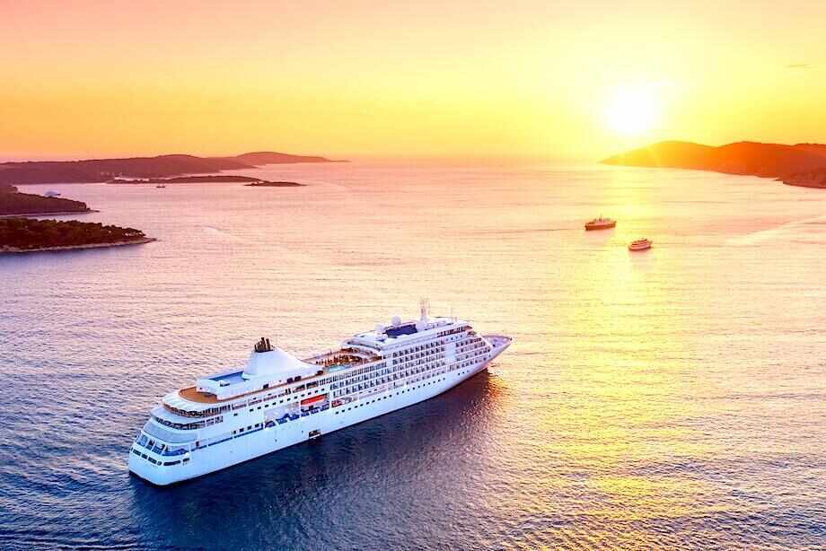 Top destinations for Aussie travellers taking an extended holiday