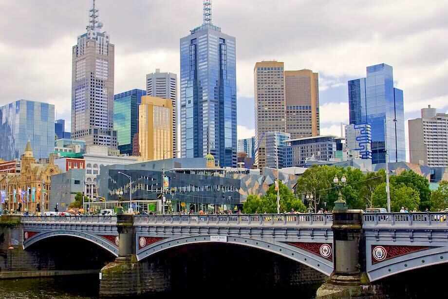 Melbourne Horse Drawn Carriage Tour