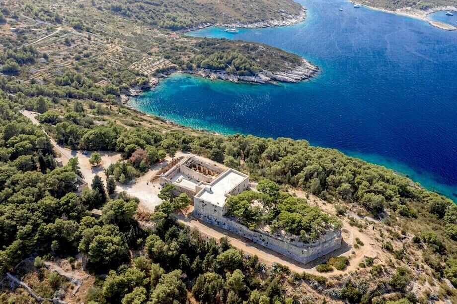Top things to do in Vis