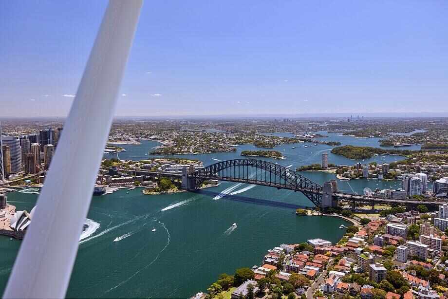 Ten of the best scenic flights in Australia
