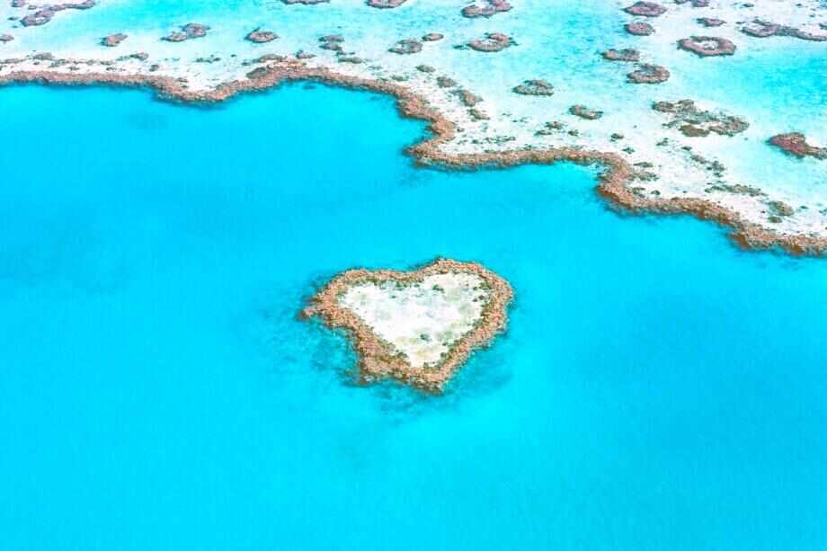 Ten of the best scenic flights in Australia