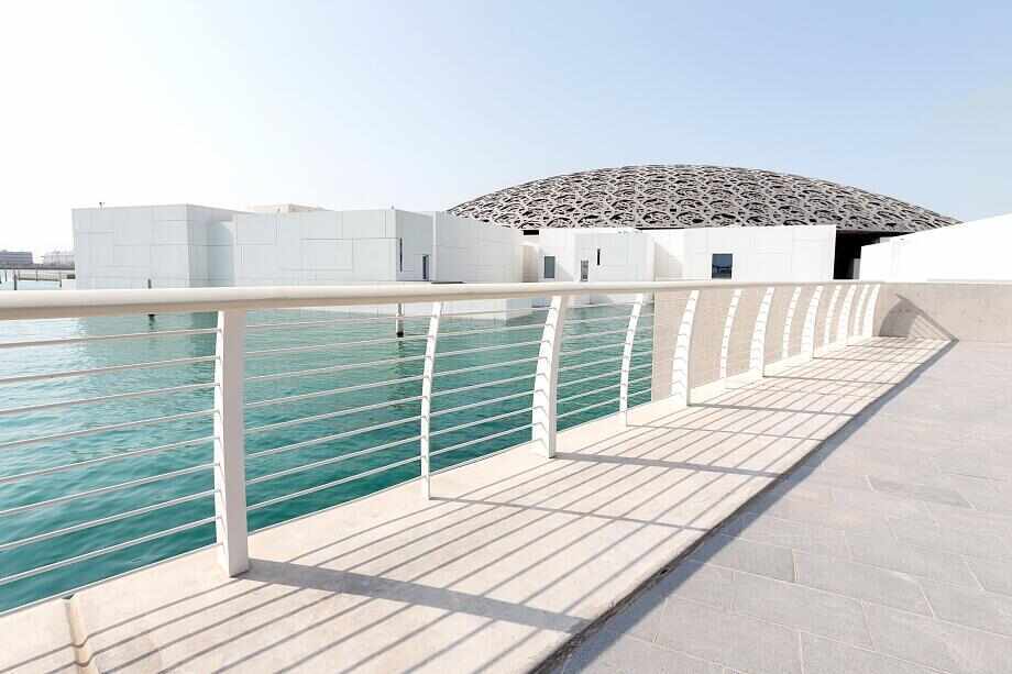 Abu Dhabi or Dubai