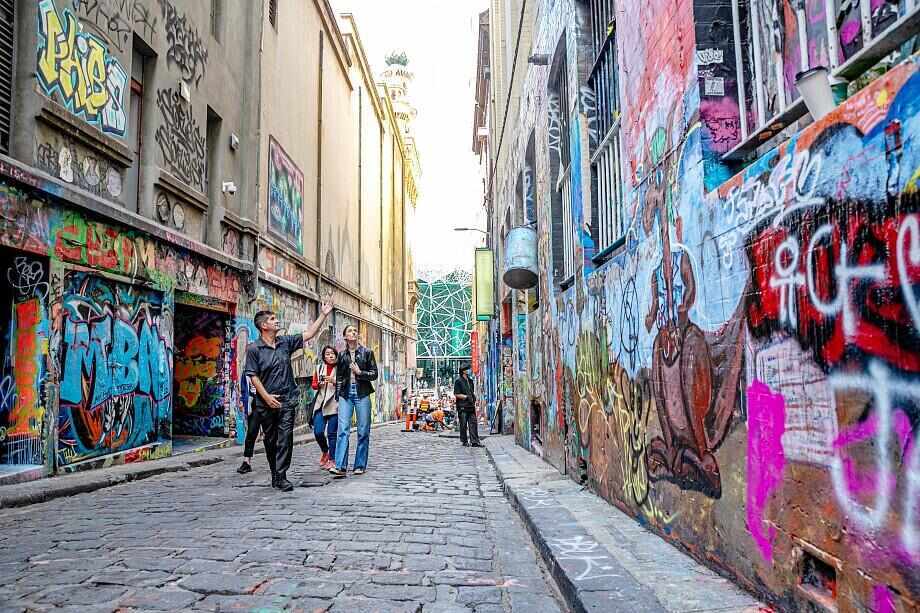 Eight awesome ways to explore Melbourne