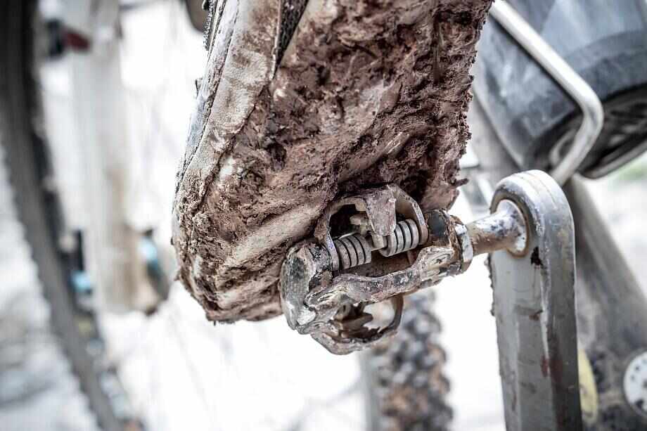 Ten essential pieces of mountain biking gear
