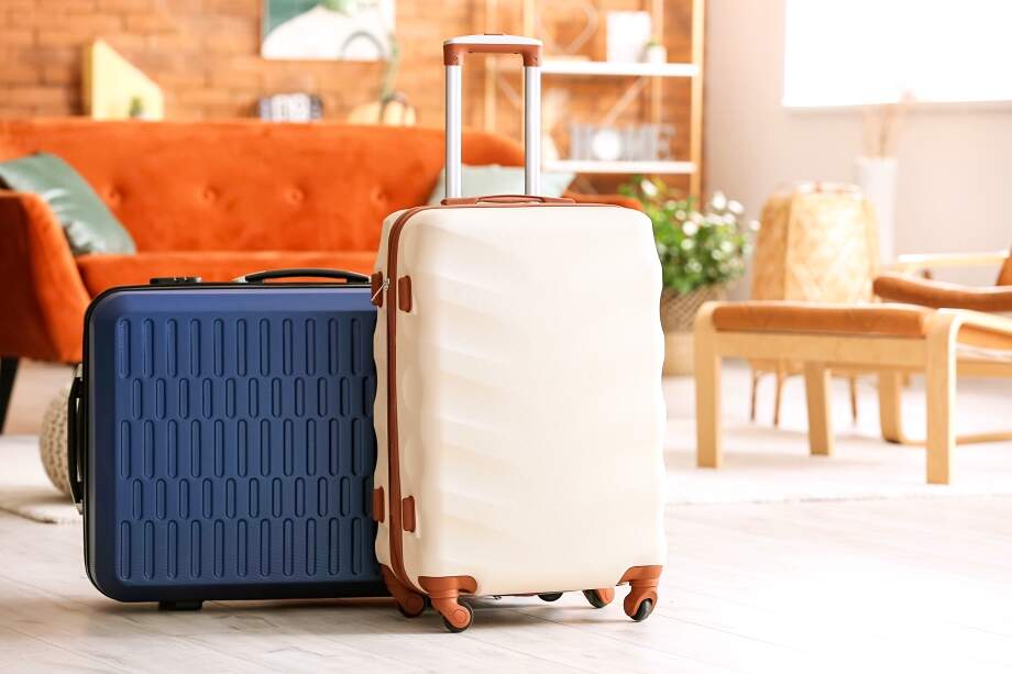 Ten important things to do at home before going on holiday