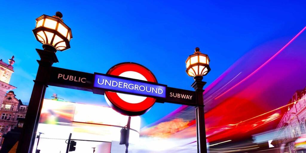 How to travel to London on a budget